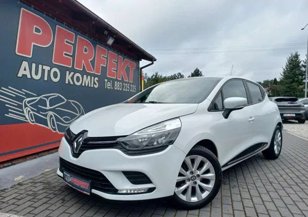 samochody osobowe Renault Clio cena 33900 przebieg: 139000, rok produkcji 2019 z Kościan